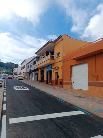 Local comercial en Alquiler en Calle Jose Antonio Bacallado en La Esperanza - Llano del Moro