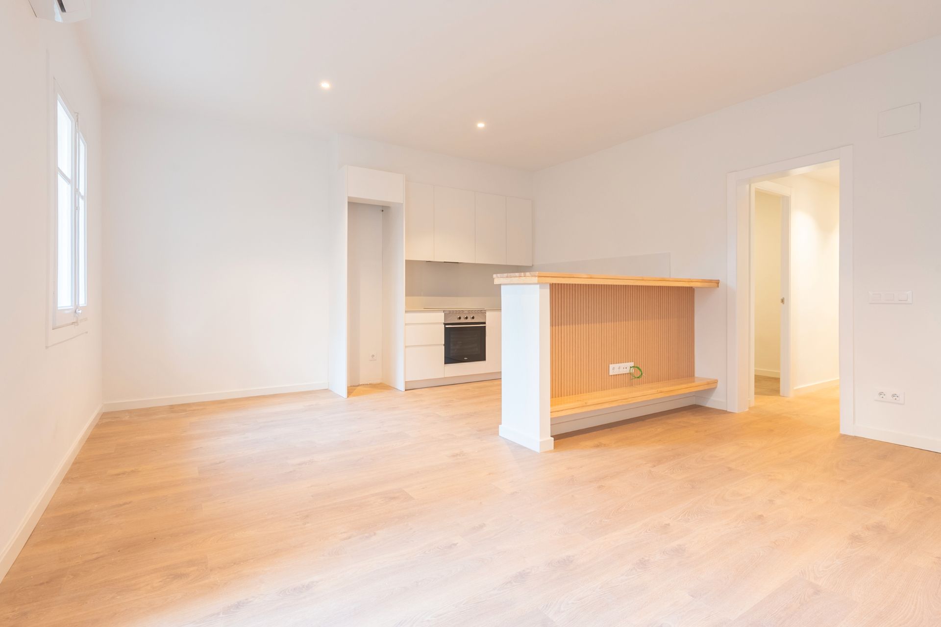 Kitchen of Flat for sale in  Barcelona Capital  with Air Conditioner, Heating and Parquet flooring