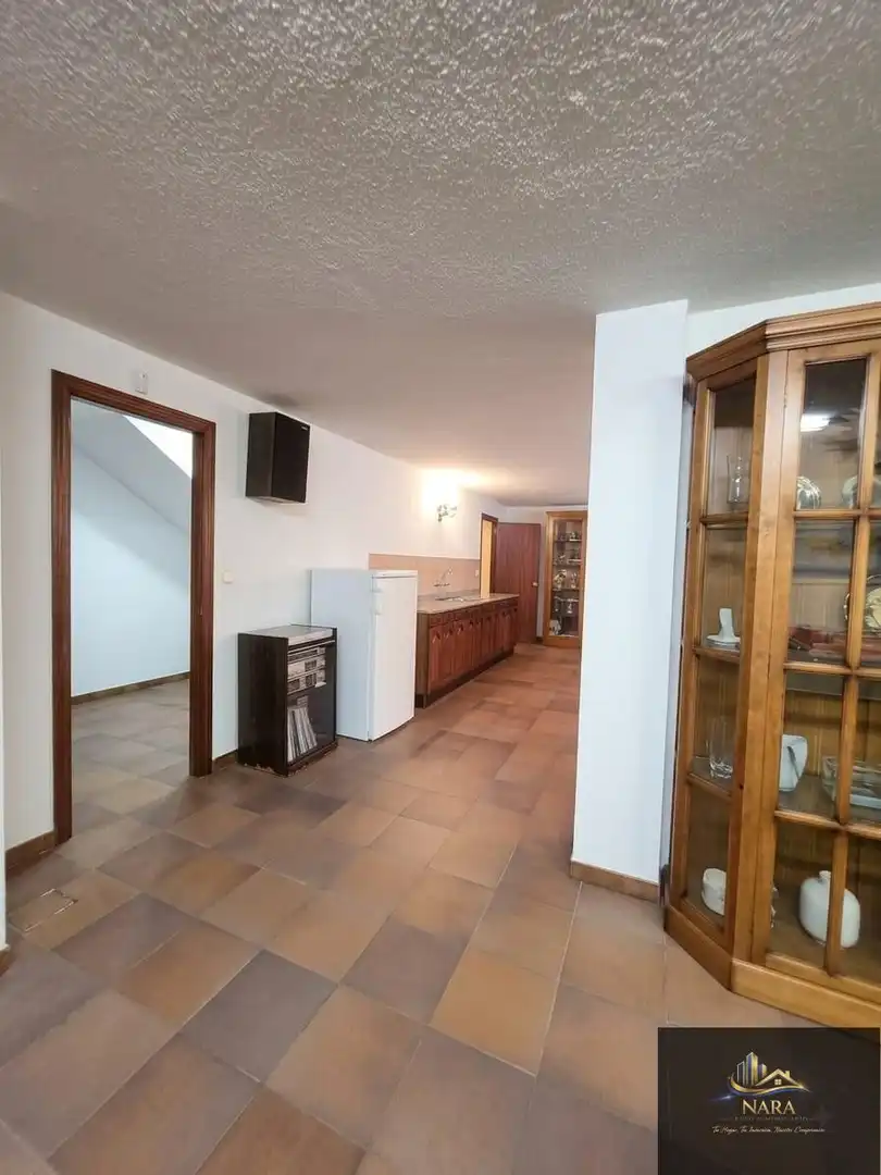 Houses for sale in Torrelavega   with Heating, Private garden and Parquet flooring