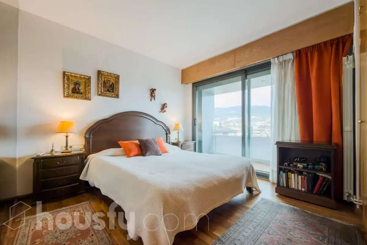 Habitación de Piso en venta en Barcelona con Aire acondicionado, Calefacción y Jardín privado