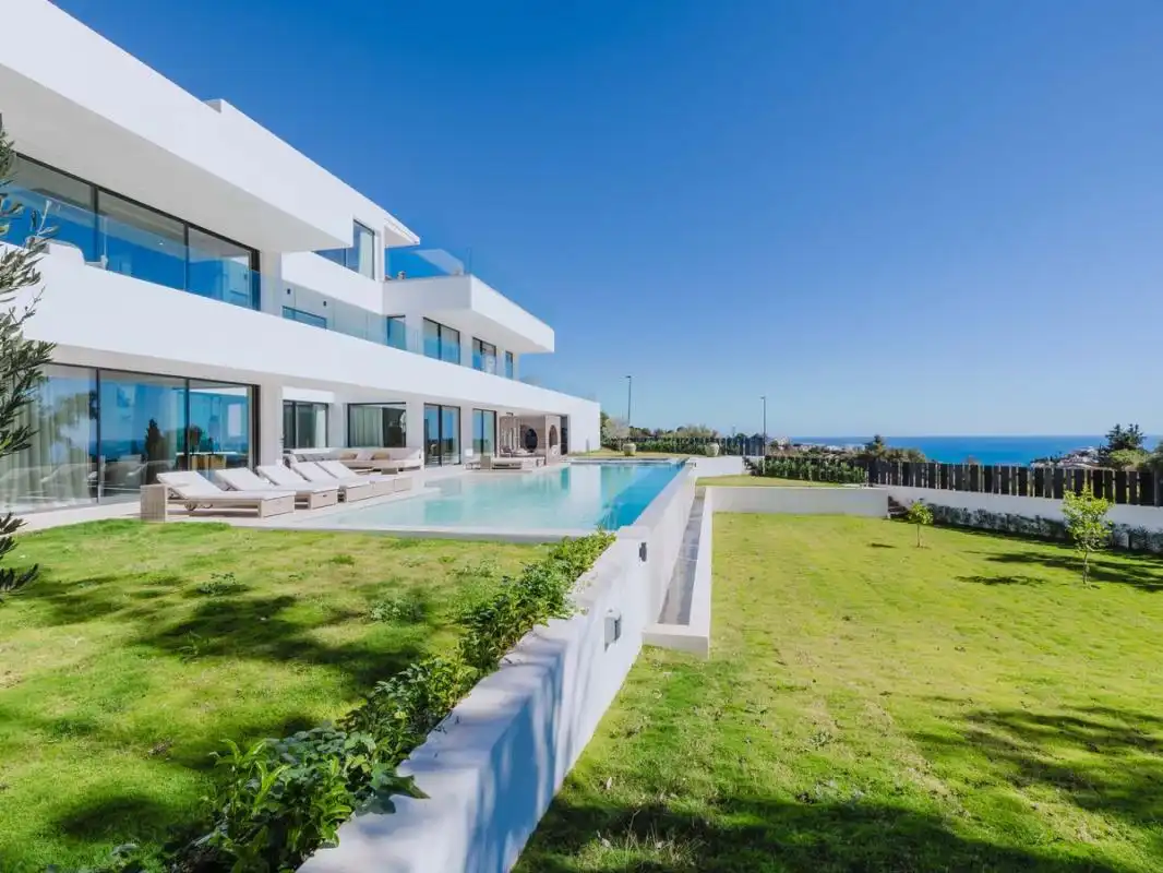 Exterior view of Houses for sale in Benalmádena  with Air Conditioner, Heating and Private garden