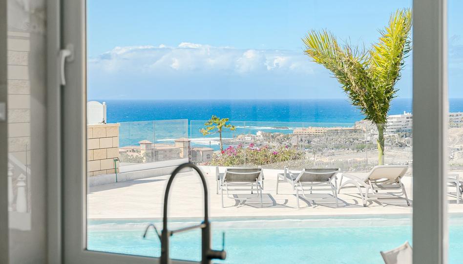 Foto 1 de Casa o xalet en venda a Playa del Duque, Santa Cruz de Tenerife