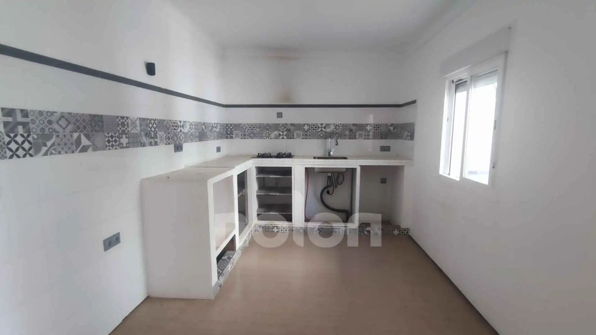 Cuina de Casa adosada en venda en La Puebla de Cazalla amb Jardí privat i Piscina