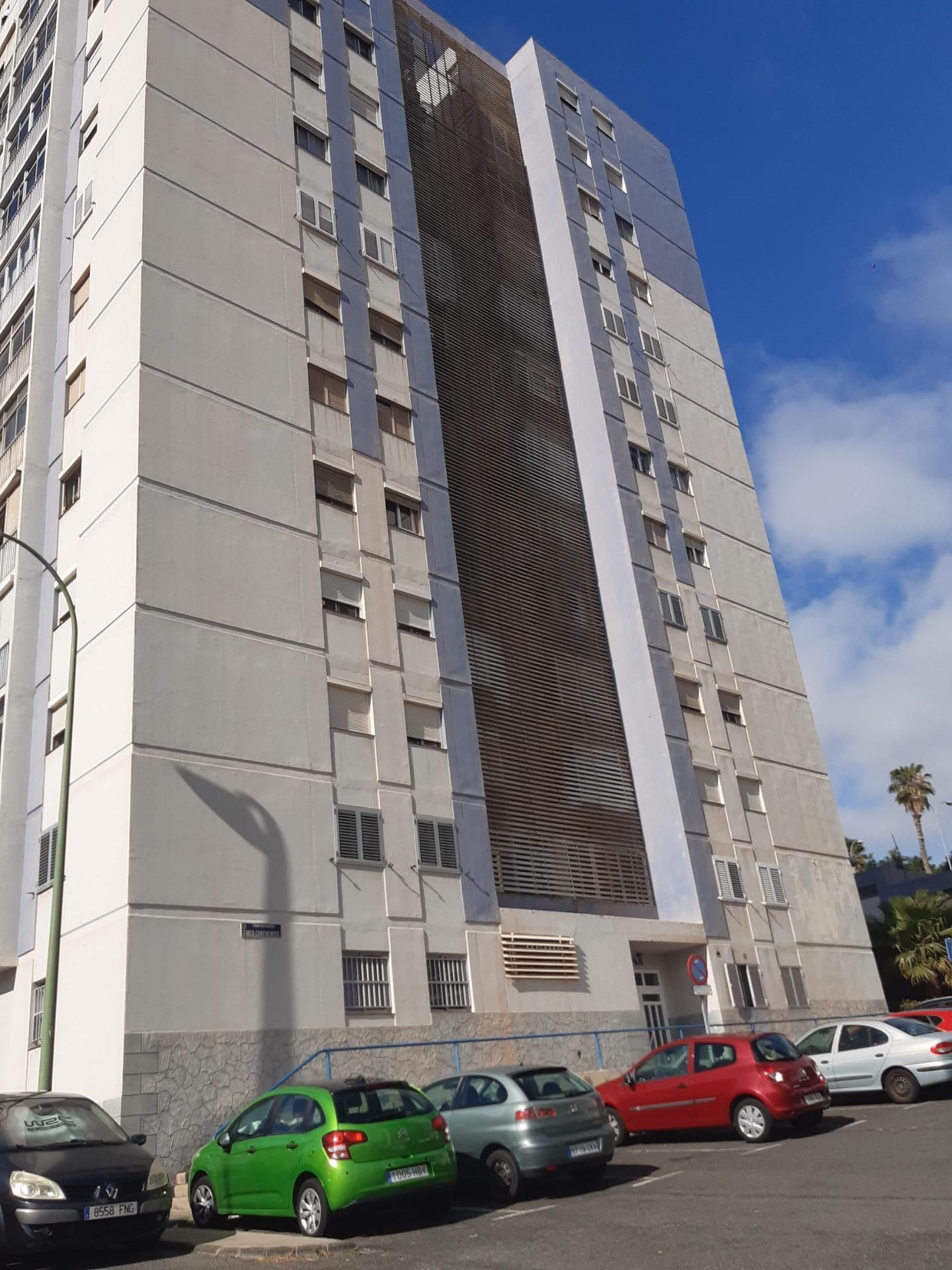 Vista exterior de Pis en venda en Las Palmas de Gran Canaria amb Balcó