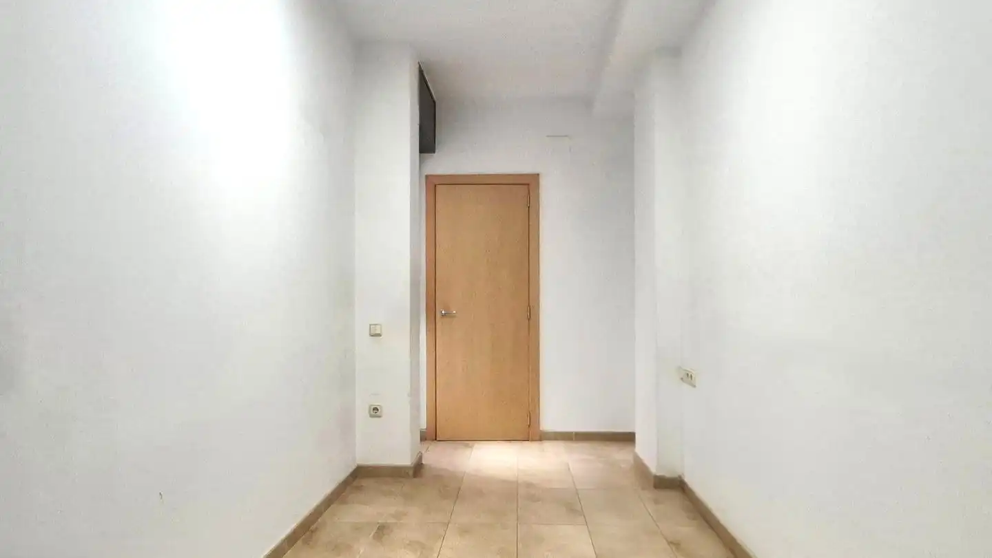 Piso en venta en Terrassa con Calefacción y Balcón