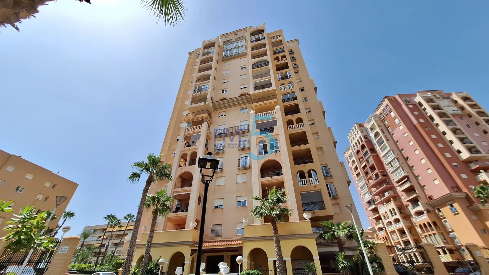 Piso con terraza en venta en Playa de los Locos, imagen 36