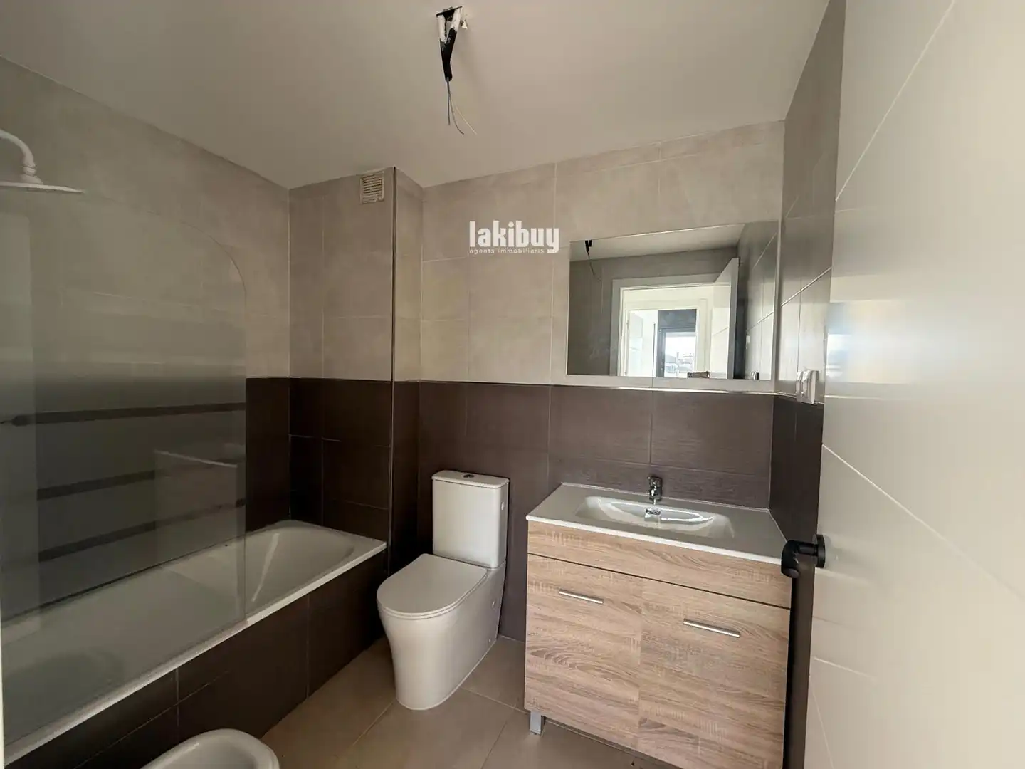 Bathroom of Duplexes for sale in La Fuliola  with Heating