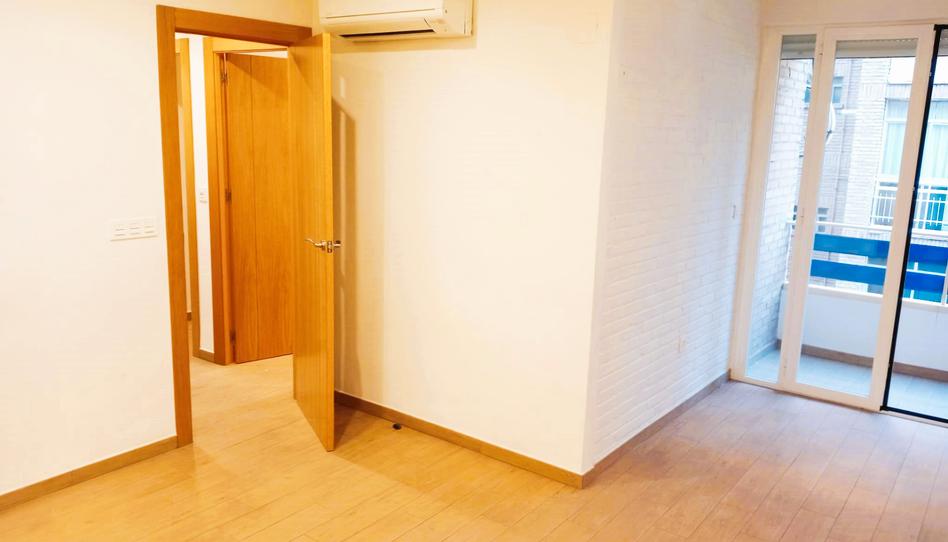 Foto 1 de Piso de alquiler en Avenida de Barcelona, 297b, Barrio de Zaidín, Granada