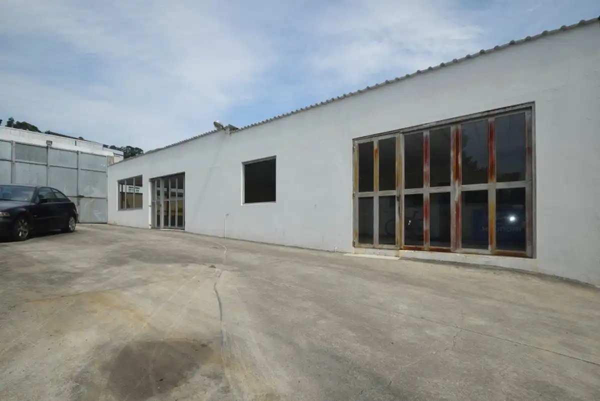 Locale commerciale in vendita a Cambre, imagen 2