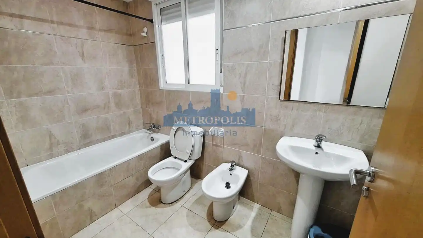 Bathroom of Flat for rent in Burriana / Borriana  with Furnished