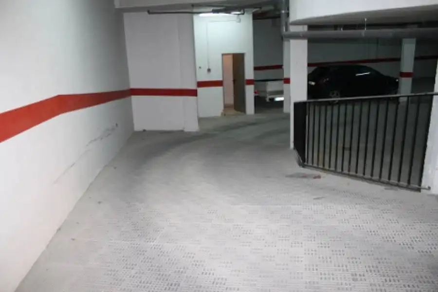 Garage for sale in Los Montesinos
