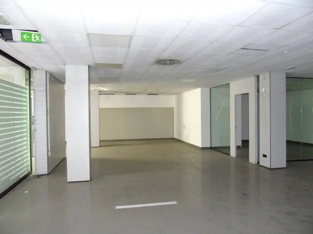 Business premises for sale in Manlleu, imagen 2