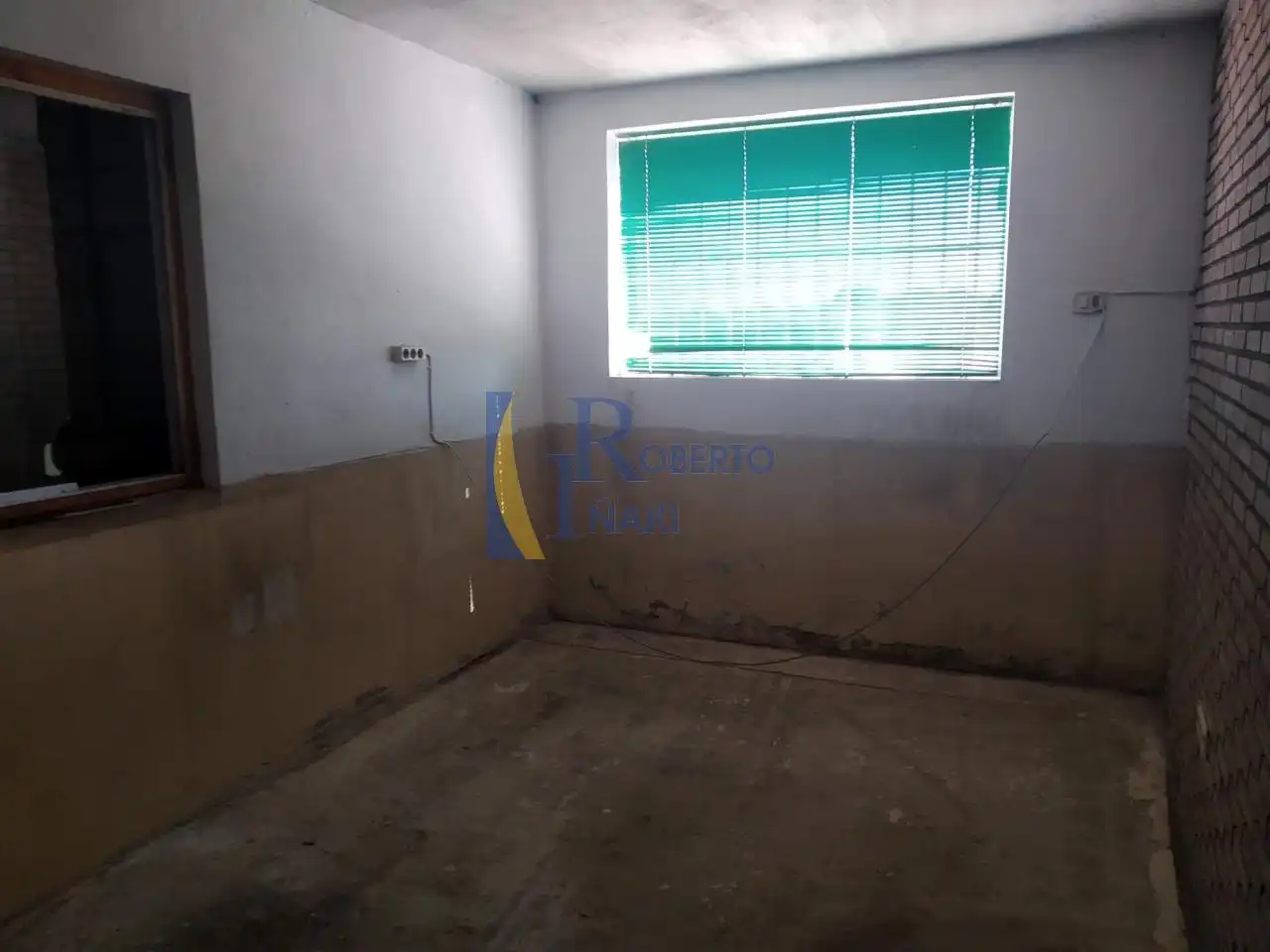 Nau industrial en venda en Villamañán
