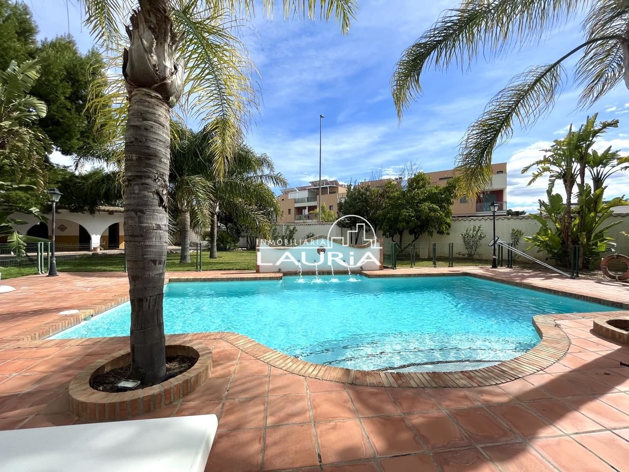 Piscina de Casa o xalet en venda en San Antonio de Benagéber amb Aire condicionat, Calefacció i Jardí privat