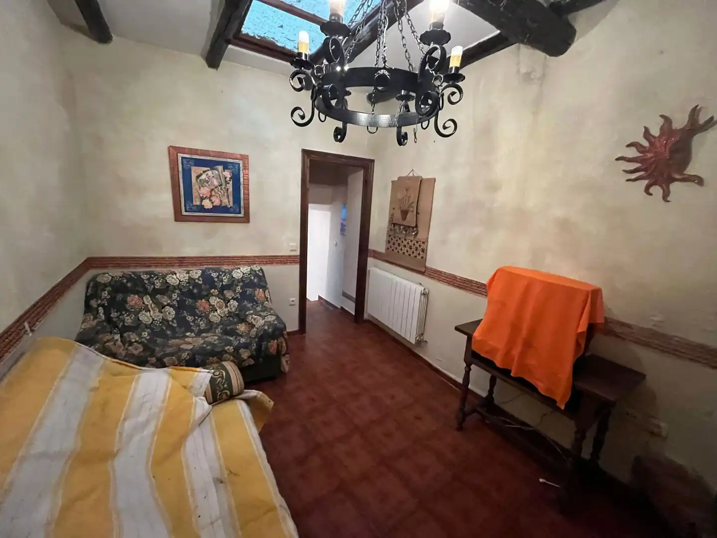 Habitación de Finca rústica en venta en Cañamero con Calefacción y Jardín privado