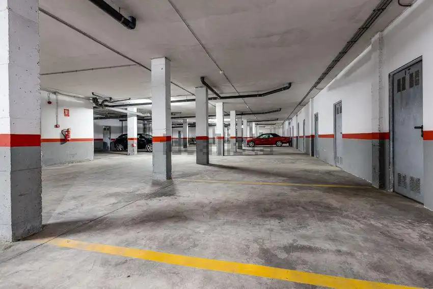 Parking de Planta baja en venta en Orihuela con Aire acondicionado, Calefacción y Jardín privado