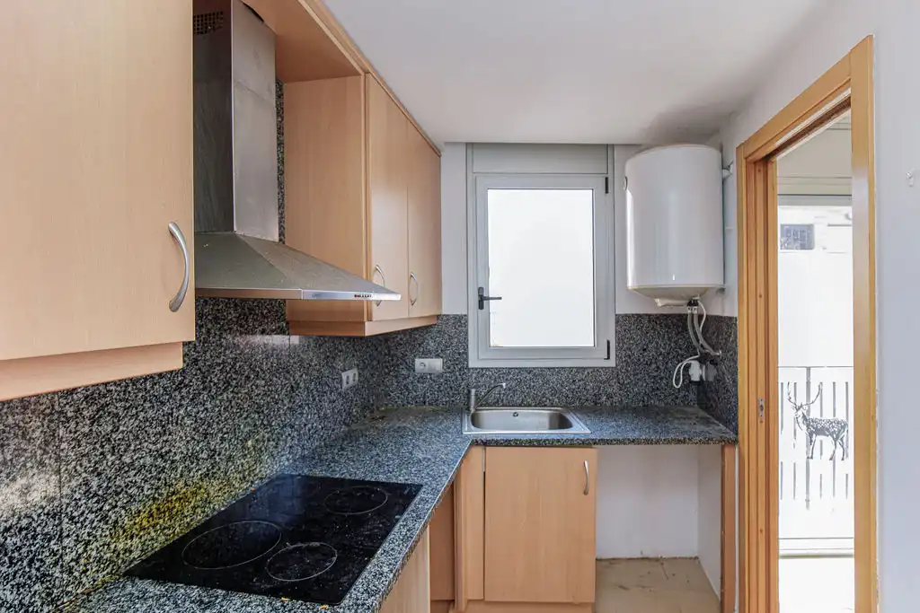 Kitchen of Flat for sale in Blanes