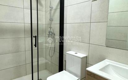 Bathroom of Office for sale in Villanueva del Pardillo