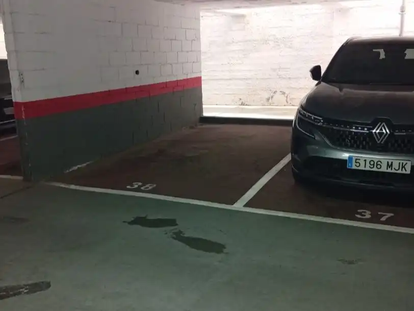 Parkplatz von Garage zur Miete in Horta - Guinardó