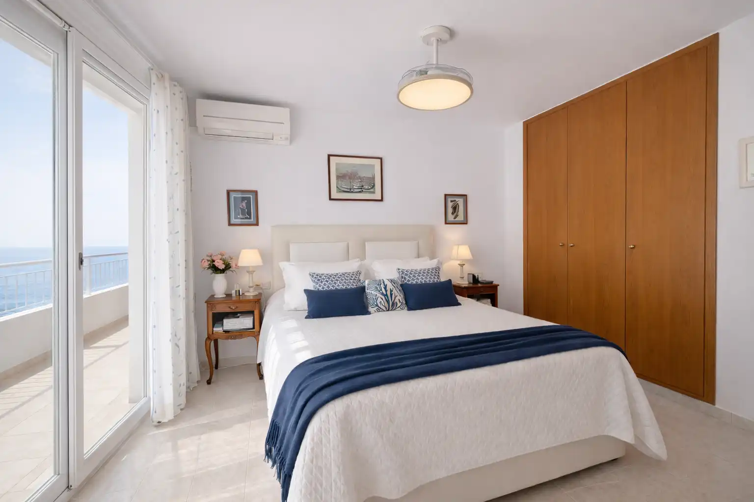 Schlafzimmer von Maisonette zum Verkauf in Roses mit Klimaanlage, Heizung und Privatgarten