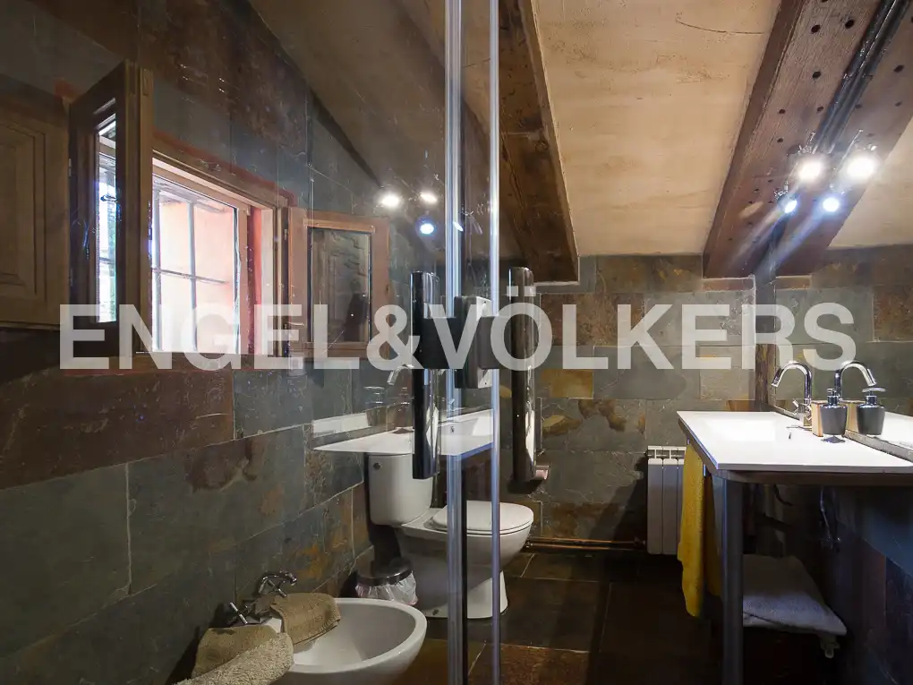 Baño de Casa o chalet en venta en Enguera con Aire acondicionado, Calefacción y Jardín privado