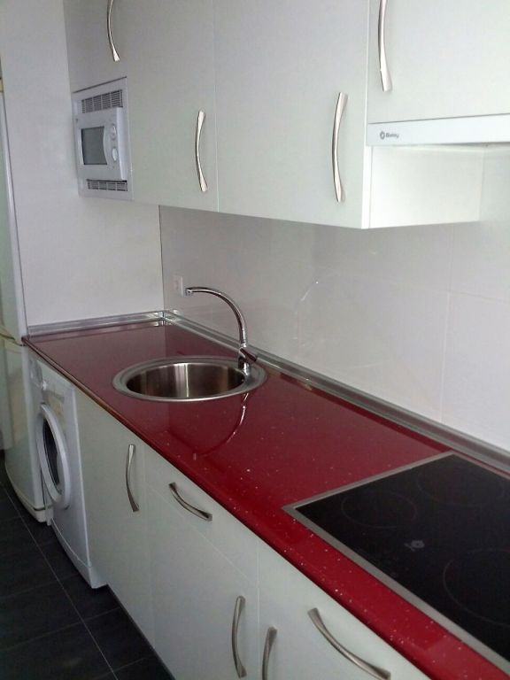 Cuina de Pis de lloguer en Salamanca Capital amb Calefacció i Balcó