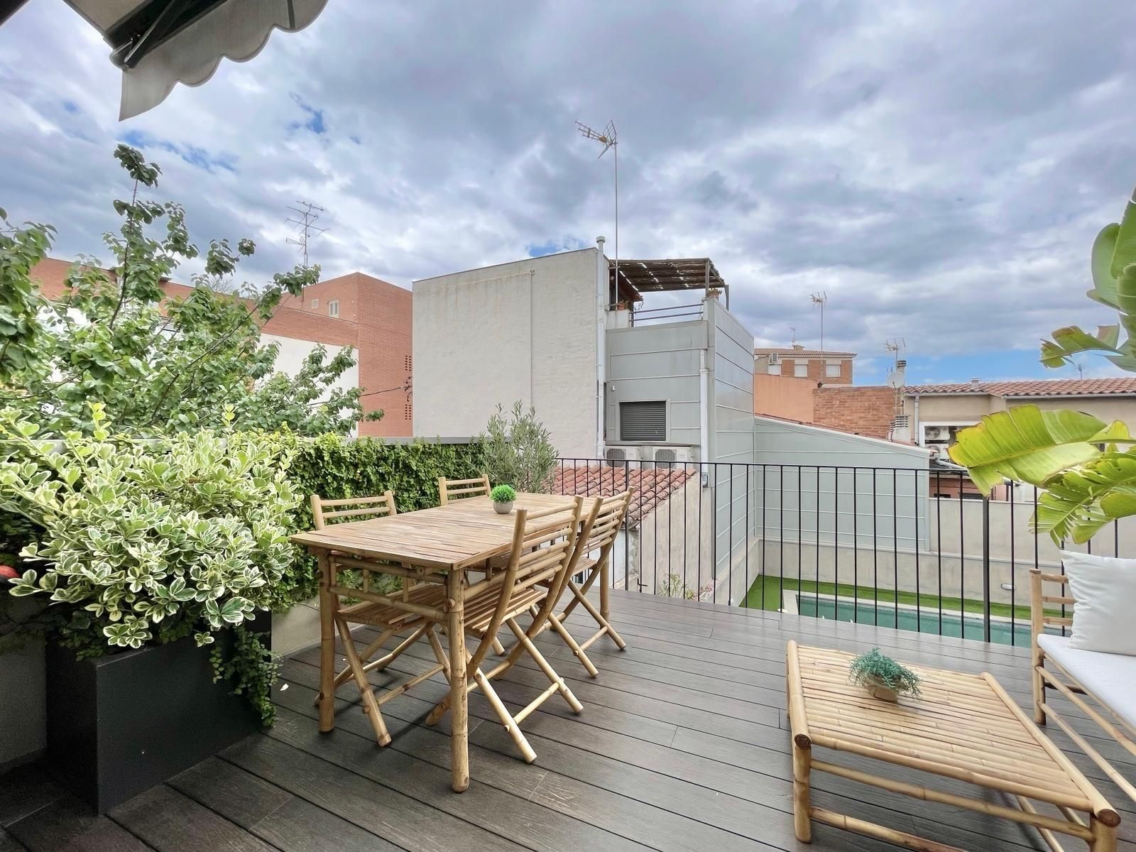 Terrassa de Pis en venda en Sant Cugat del Vallès amb Aire condicionat, Jardí privat i Parquet