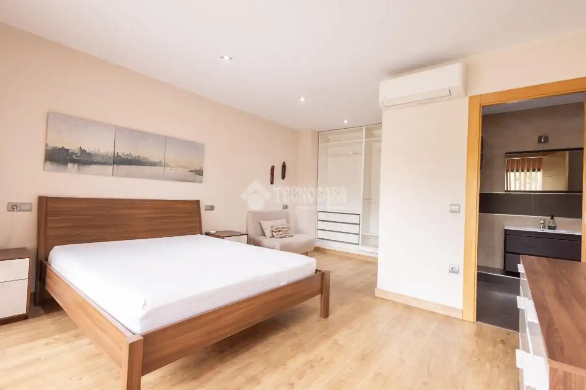 Bedroom of Flat for rent in Santa Marta de Tormes  with Air Conditioner, Heating and Community pool