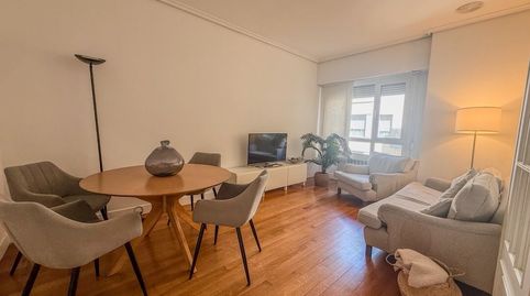Foto 3 de Piso de alquiler en San Martin Kalea, Área Romántica, Donostia - San Sebastián