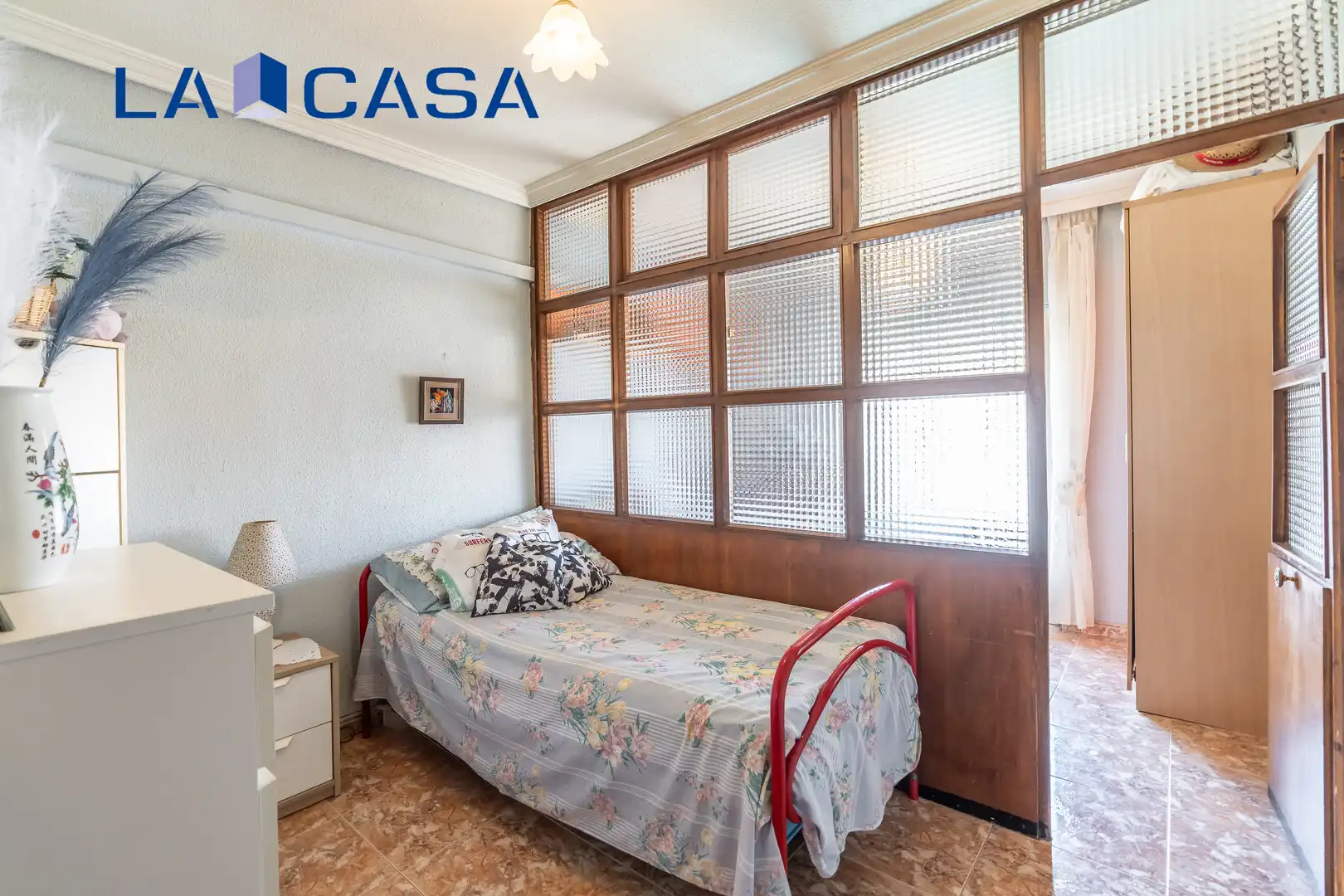 Habitación de Piso en venta en Madrid con Calefacción y Terraza