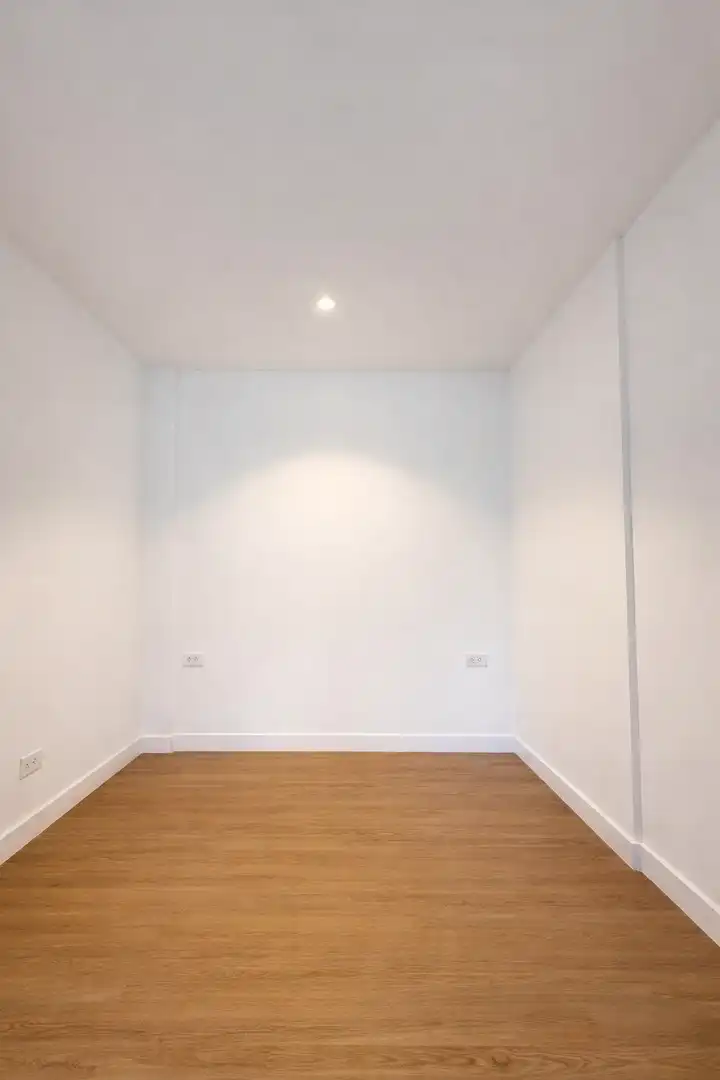 Flat for sale in Terrassa  with Heating and Oven