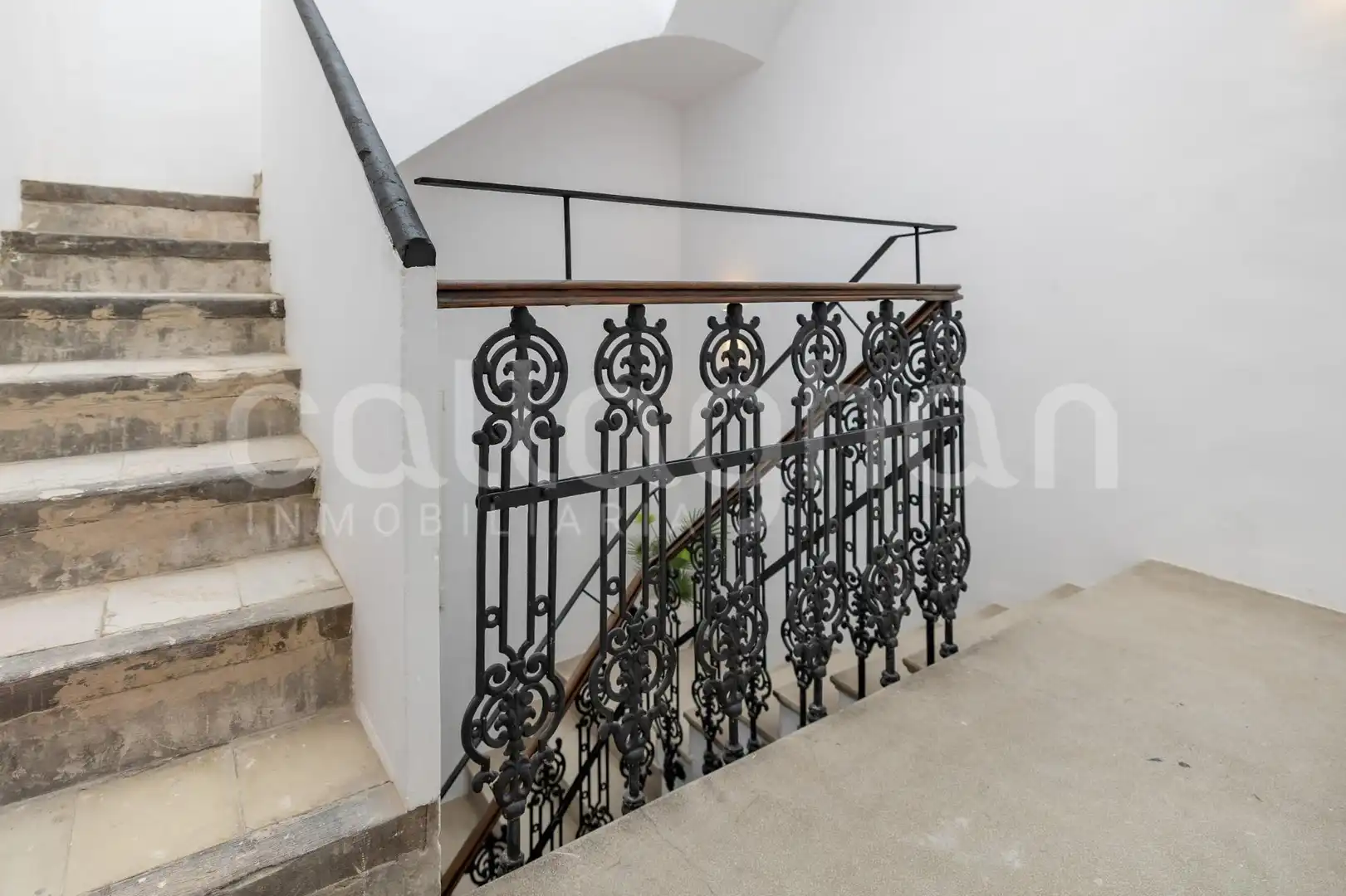Buildings for sale in Valencia