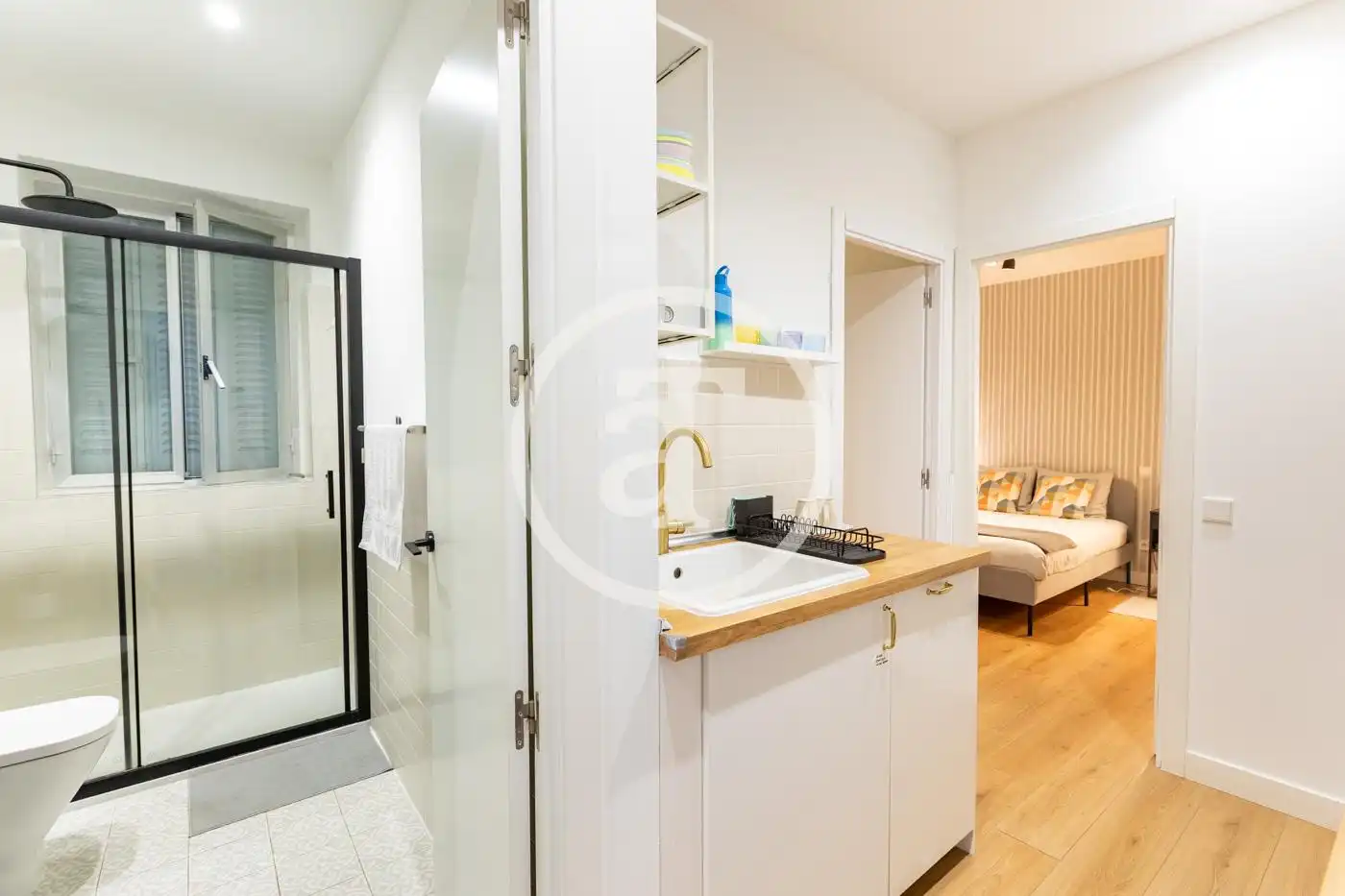 Flat for rent in Calle de Alberto Bosch, Jerónimos