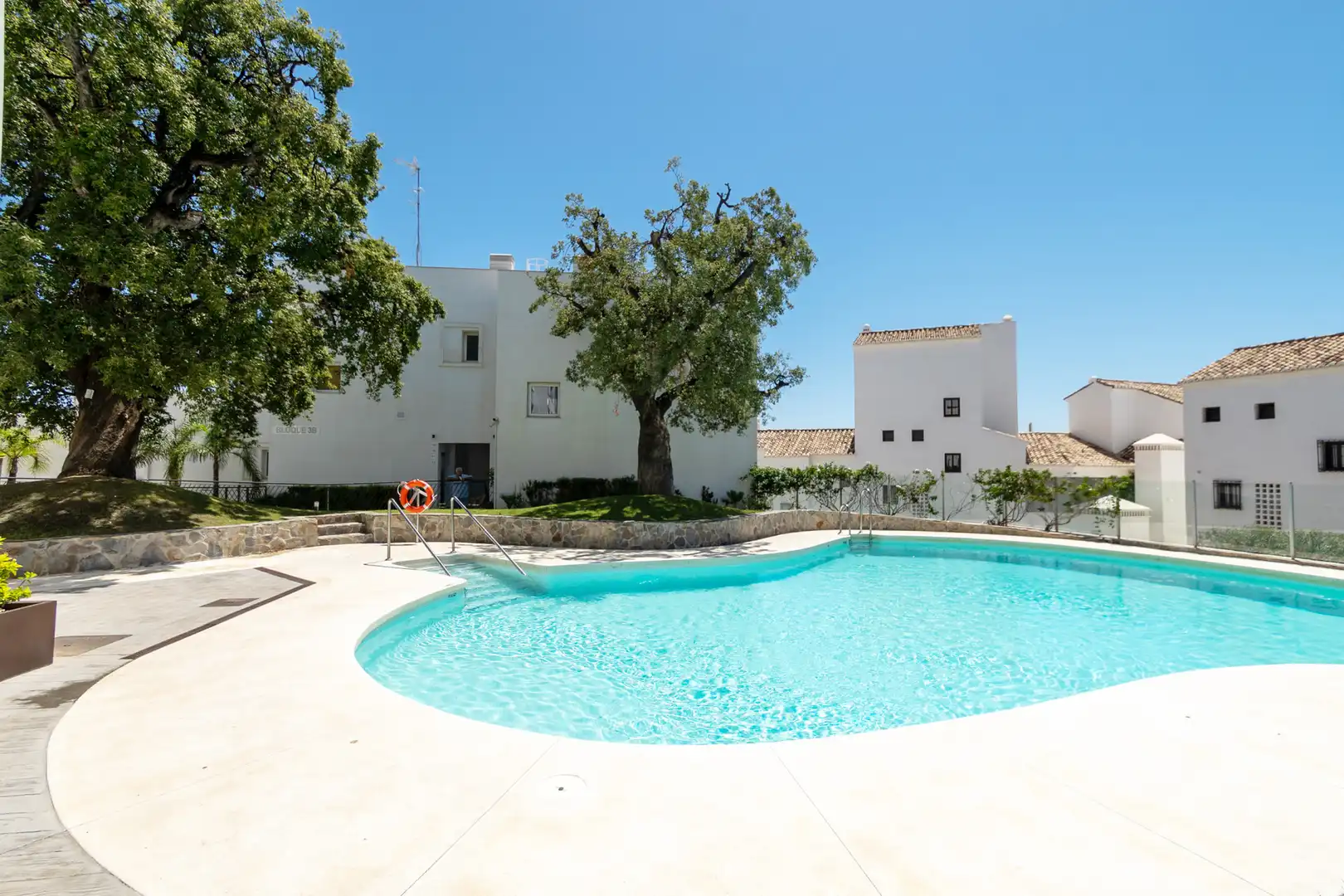 Piscina de Àtic de lloguer en Marbella amb Aire condicionat, Terrassa i Piscina