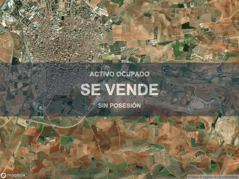 Nau industrial en venda en Valdepeñas