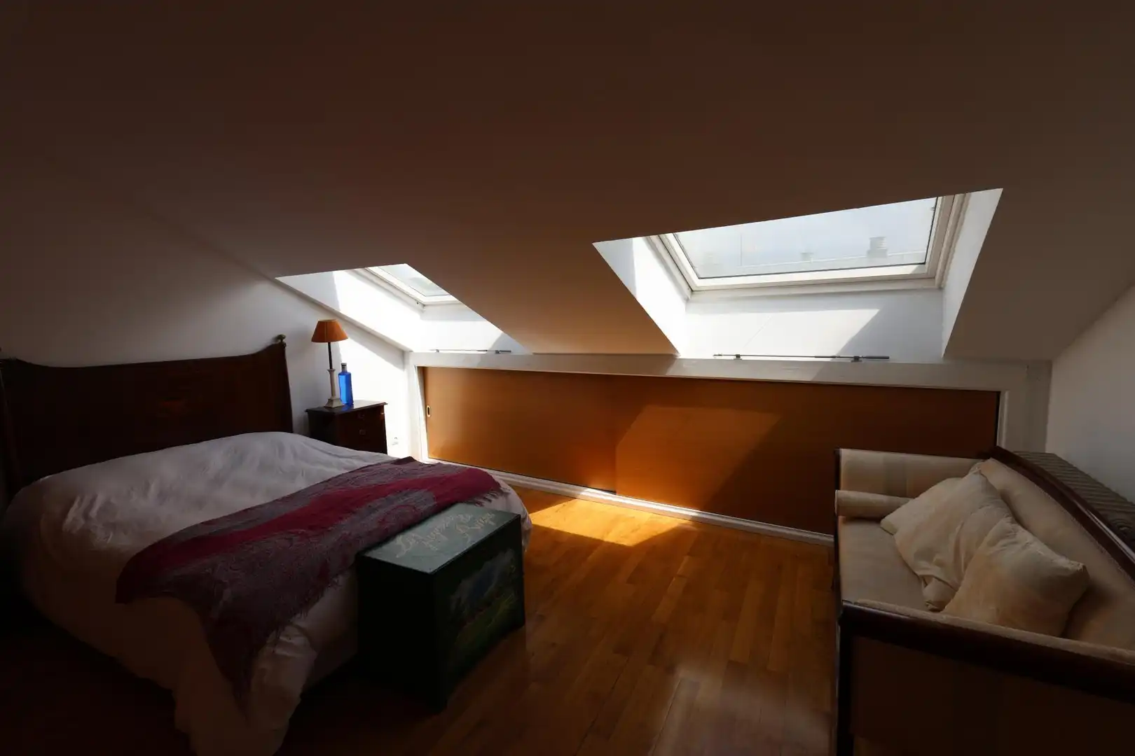 Schlafzimmer von Dachboden zum Verkauf in Bembibre mit Heizung und Balkon