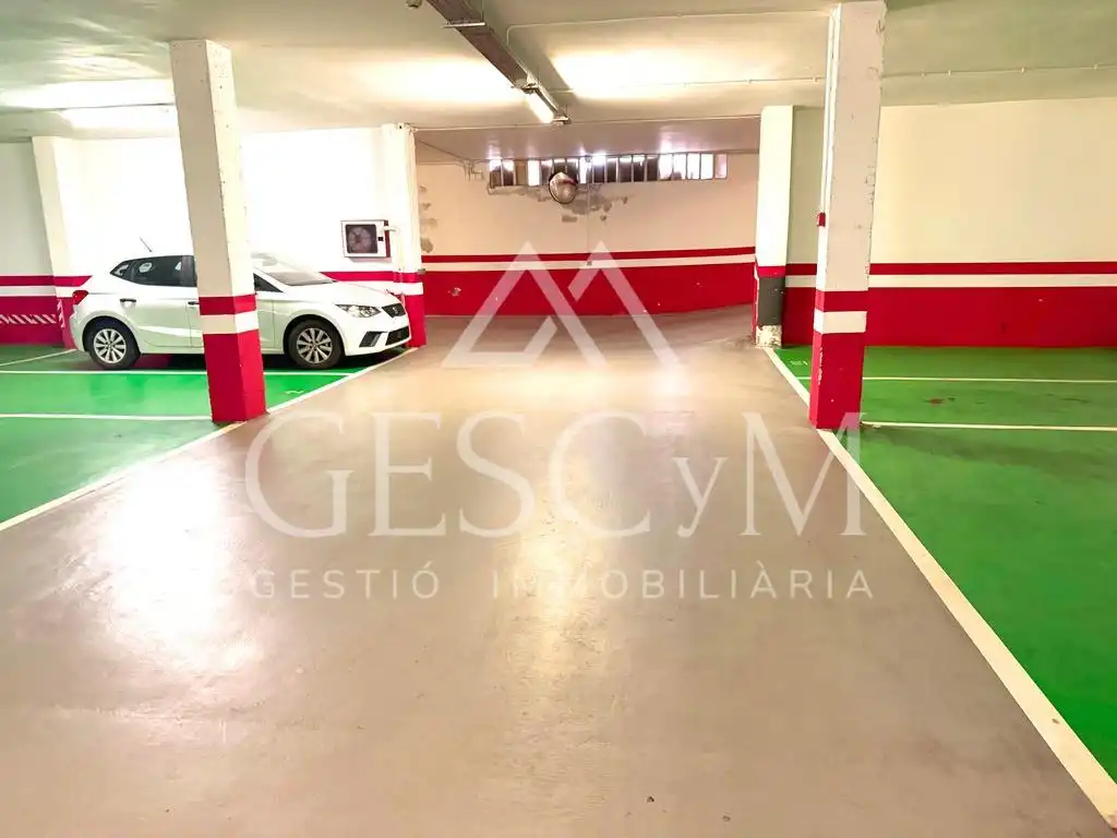 Parking de Garaje en venta en L'Hospitalet de Llobregat