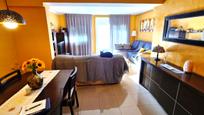 Living room of Flat for sale in Mataró  with Heating and Balcony