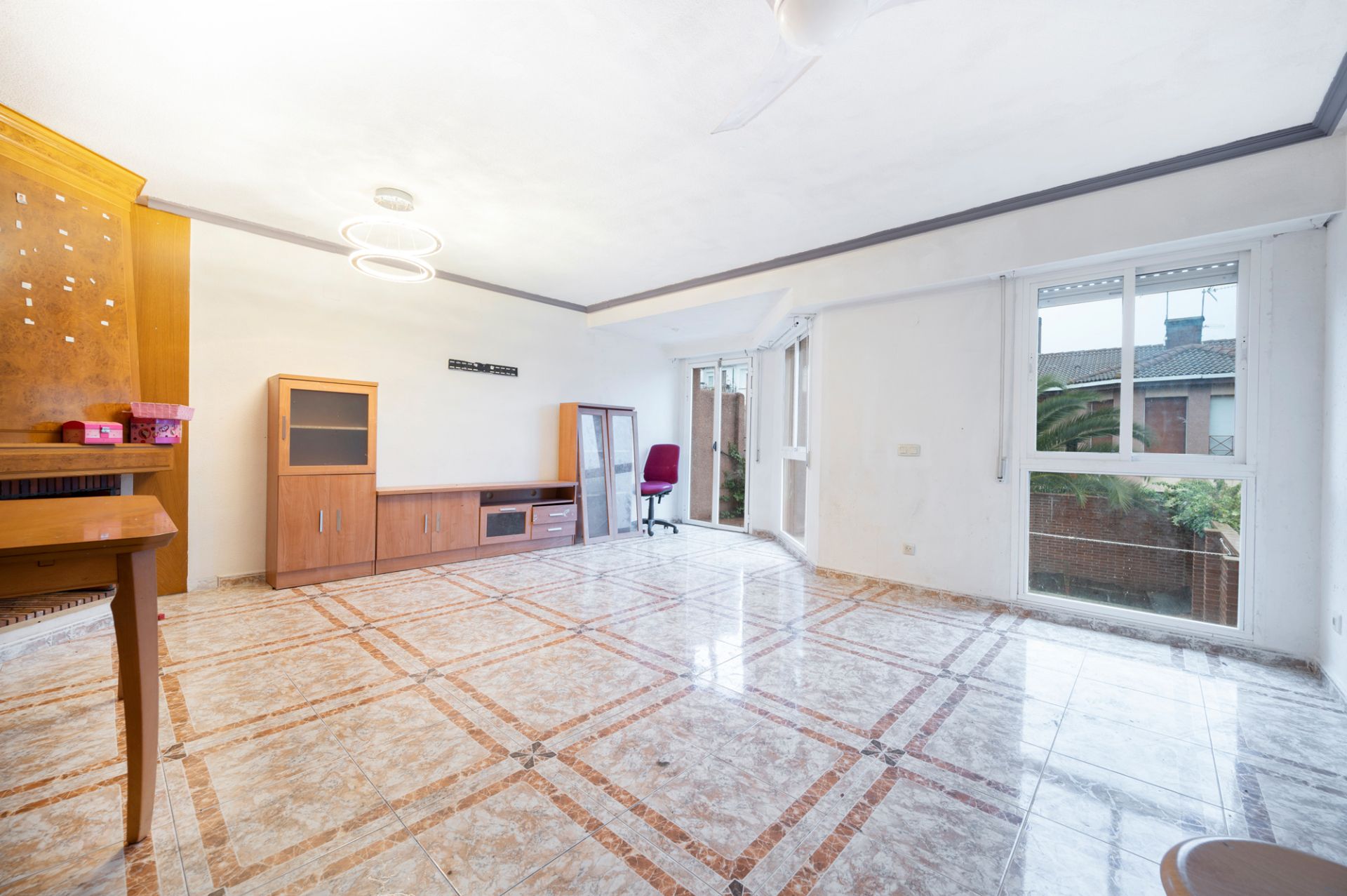 Sala d'estar de Casa o xalet en venda en Colmenar Viejo amb Traster