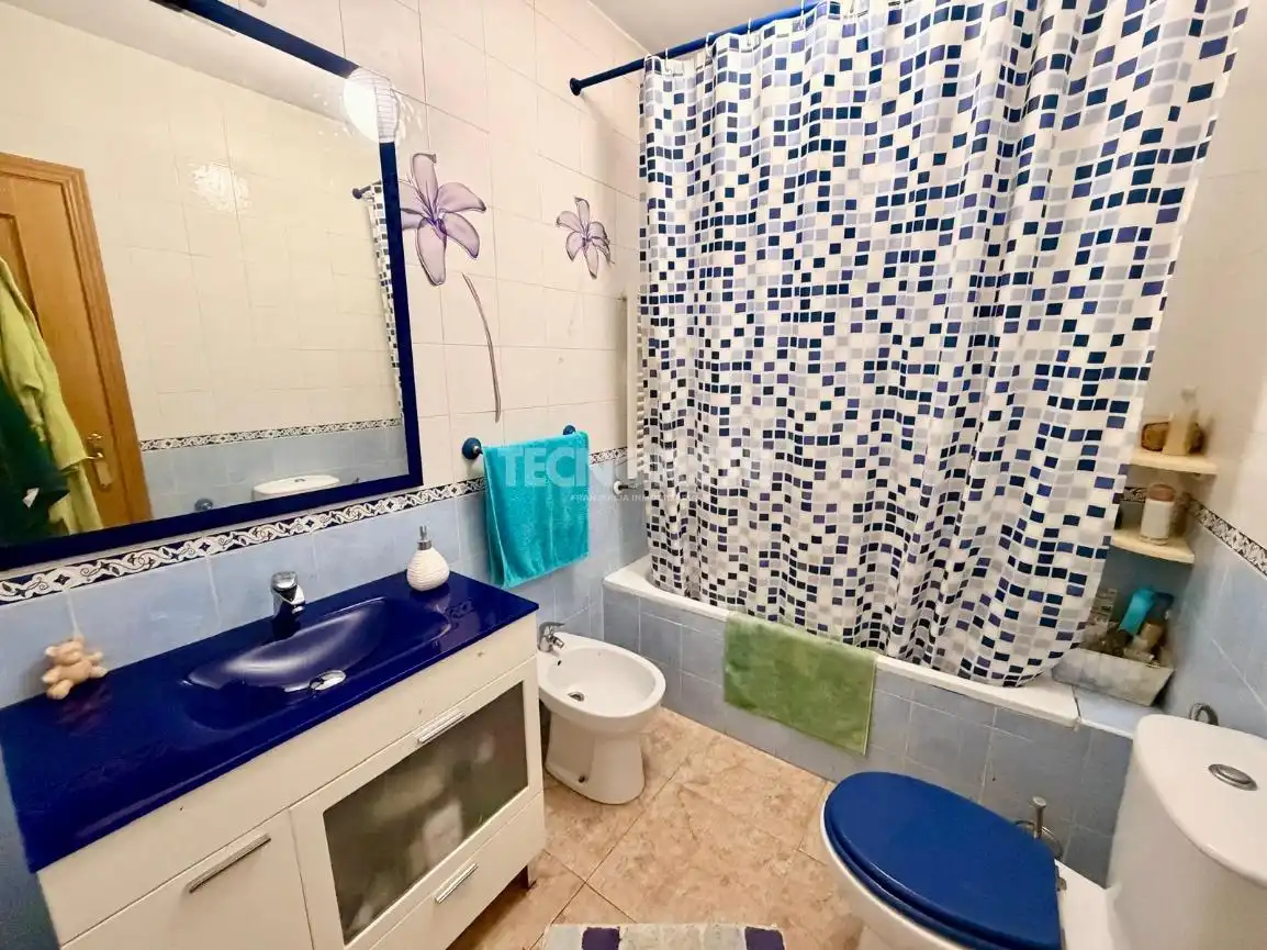 Baño de Casa adosada en venta en Illescas con Aire acondicionado