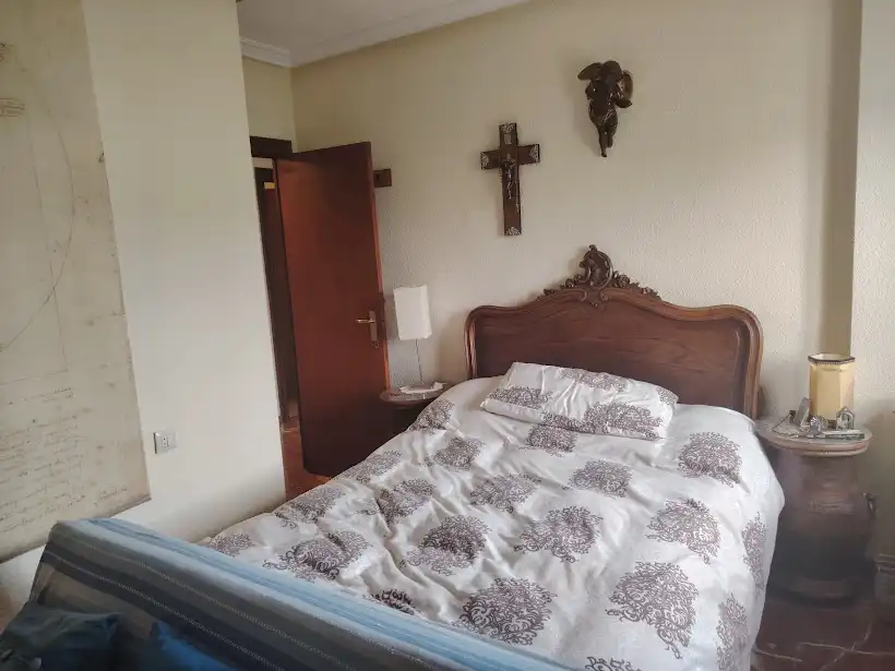 Dormitori de Pis en venda en Linares amb Calefacció i Balcó