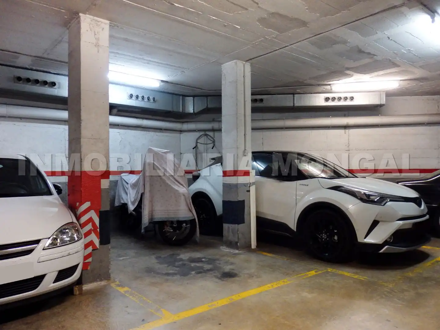 Einzelparkplatz zum Verkauf in Carrer de Girona 30, imagen 5