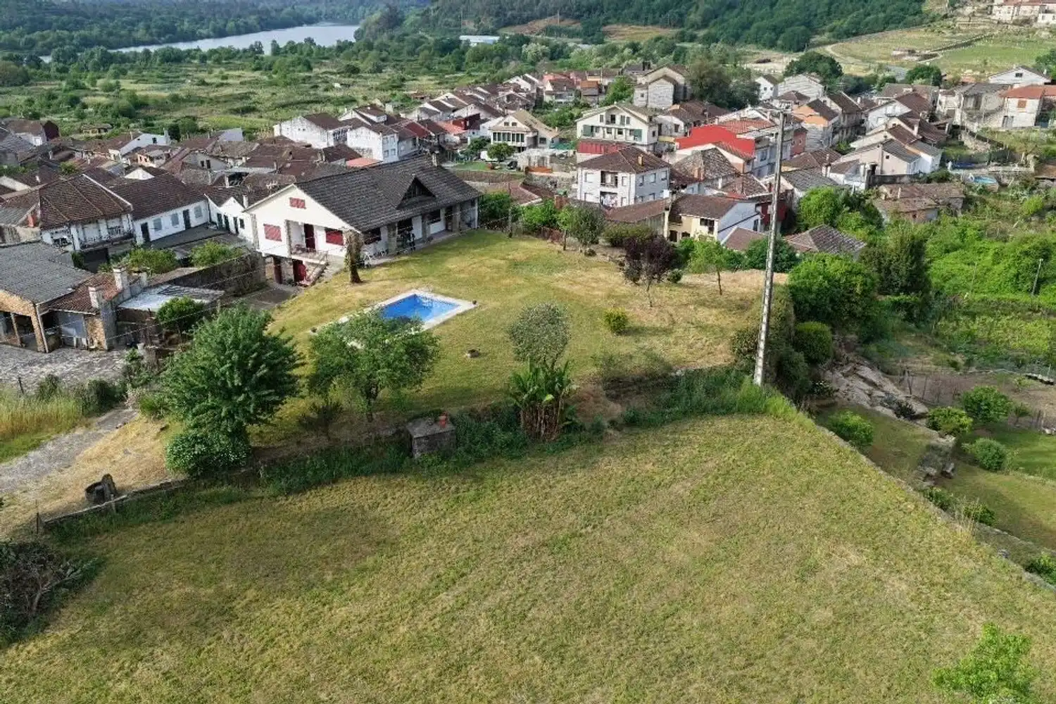 Land for sale in Ribadavia