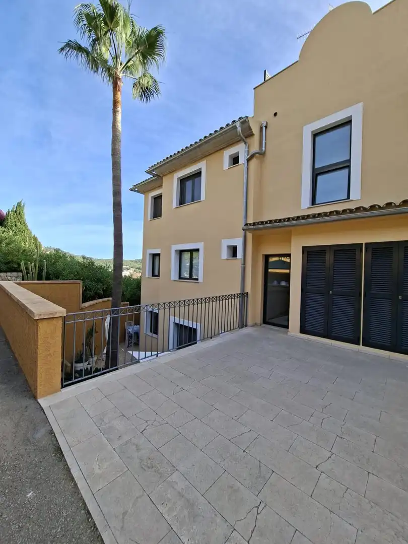 Vista exterior de Planta baja en venta en Andratx con Terraza, Trastero y Balcón