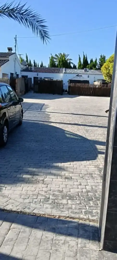 Parking of Detached homes for rent in Elche / Elx  with Air Conditioner, Swimming Pool and Oven