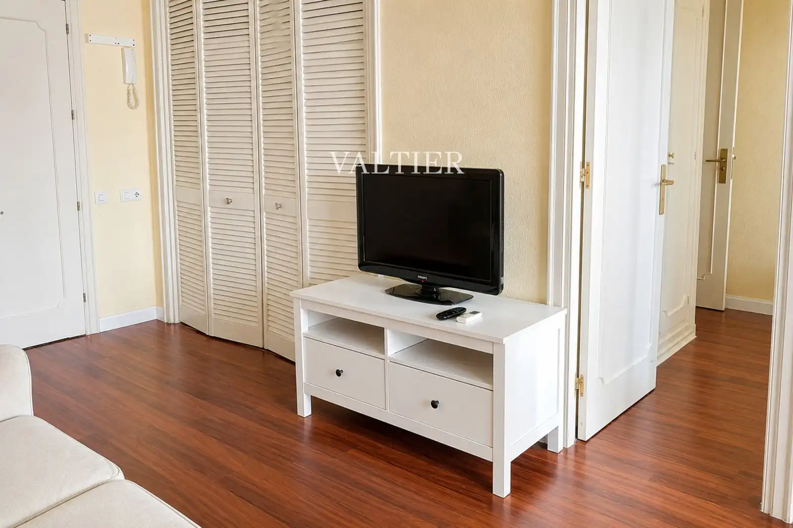 Bedroom of Flat for rent in Madrid  with Air Conditioner, Heating and Terrace