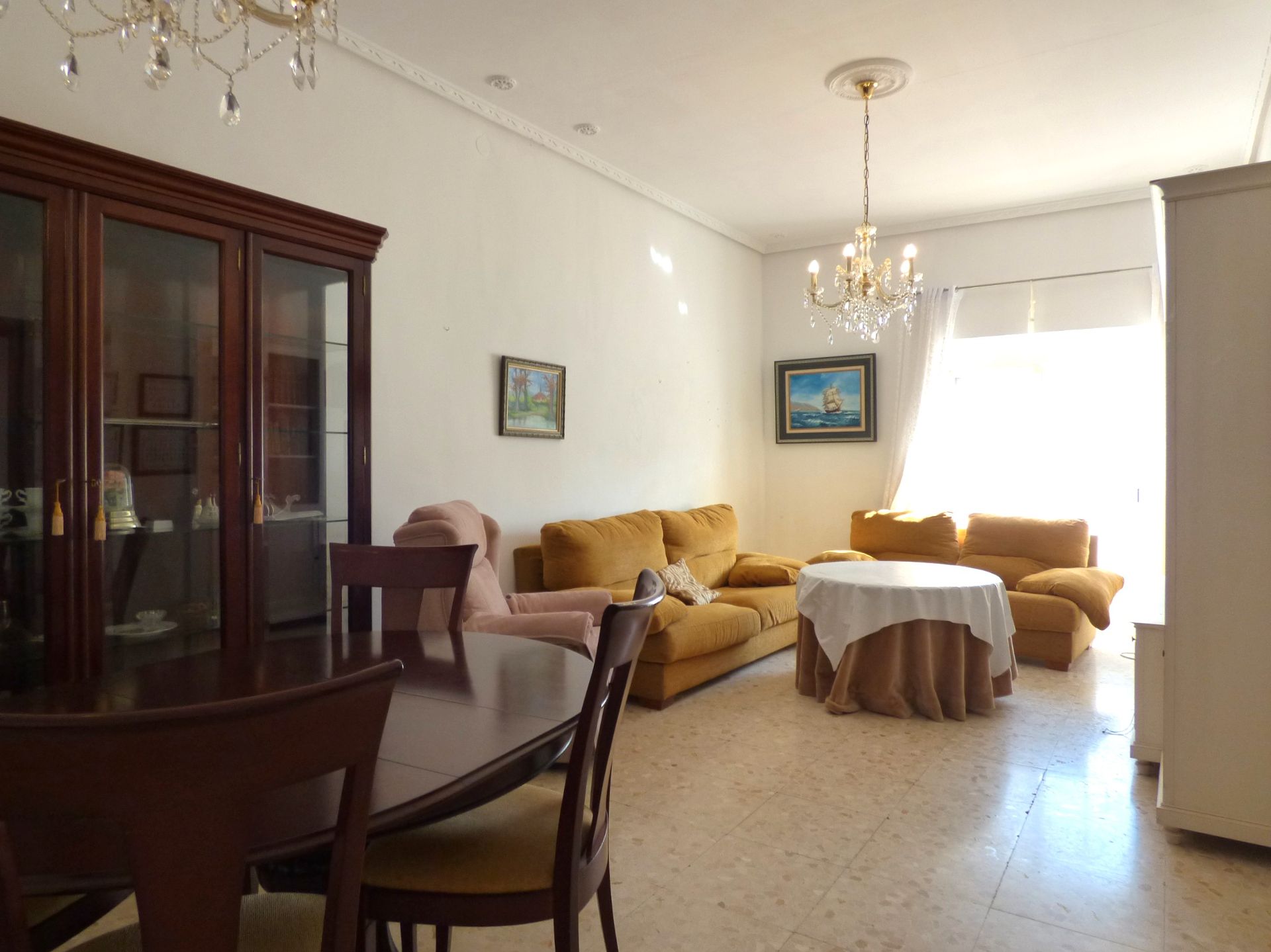 Living room of Flat for sale in  Cádiz Capital  with Terrace and Balcony