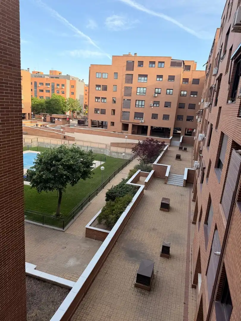 Terraza de Piso en venta en Valdemoro con Calefacción, Trastero y Piscina comunitaria