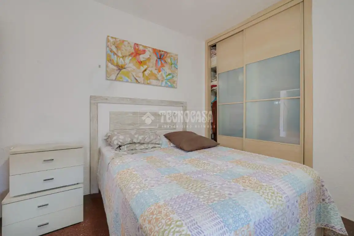 Habitación de Piso en venta en L'Hospitalet de Llobregat con Aire acondicionado, Calefacción y Terraza