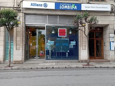 Locale commerciale in affitto a Calle de la Ronda